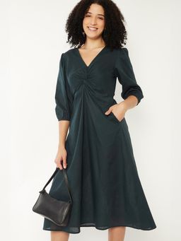 max - Women Solid Twist Detail Midi Dress