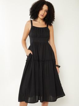 max - Women Seersucker Tiered Midi Dress