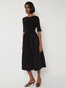 max - Women Solid Fit and Flare Midi Dress