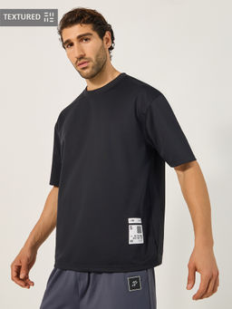 Styli - Men Ultra Lightweight Textured Dry Fit Tshirt