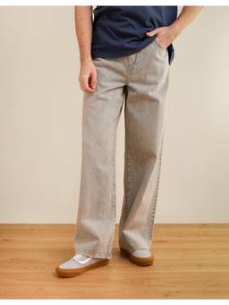 American Eagle - Grey Ultra Baggy Jeans