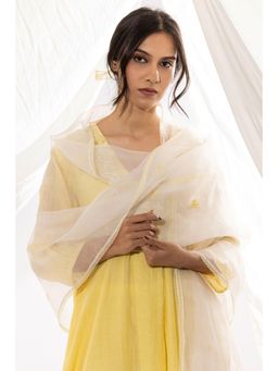 PANTS AND PAJAMAS - Off White Organza Dupatta with Thread Work On It.