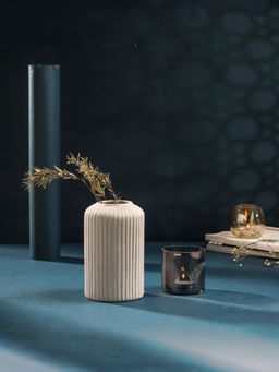 Gleevers - Gift with Vase & Tea Light Holder Grey