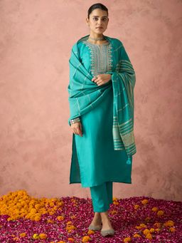 HRITIKA - Women Turquoise Cotton Blend Floral Kurta & Pant With Dupatta