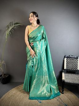 Elora - Green Paisley Saree With Unstitched Blouse