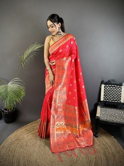 Elora - Pink Geometric Saree With Unstitched Blouse
