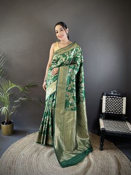 Elora - Green Floral Saree With Unstitched Blouse