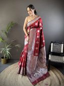 Maroon color option, Currently selected