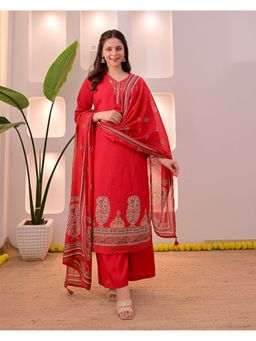 Label Madhuri Thakkar - Women Red Pure Cotton Floral Kurta And Palazzo With Dupatta