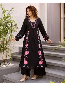 Label Madhuri Thakkar - Women Black Pure Cotton Floral Kurta And Palazzo