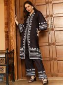 Black color option, Currently selected