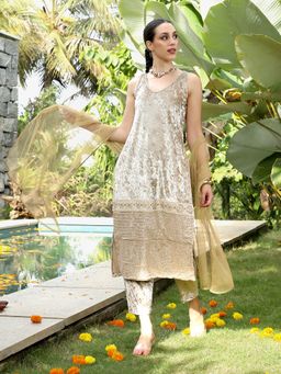 Qissa - Women Beige Velvet Embroidered Kurta & Pant with Dupatta