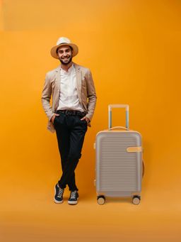 The Clownfish - Medium Trolley Bag Brown