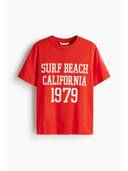 Red color option, Sold out, Currently selected