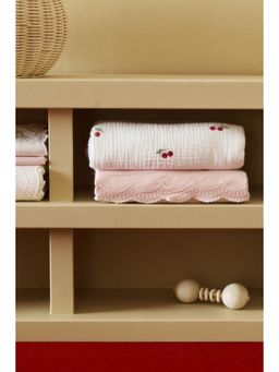 H&M - White Patterned Muslin Baby Blanket