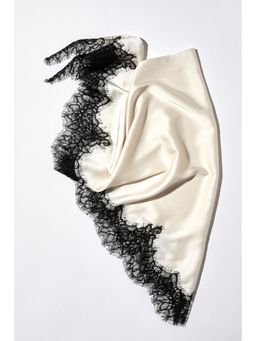 H&M - Women White Lace-Trimmed Triangle Scarf