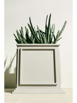 H&M - Beige Metal Plant Pot