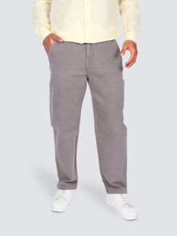 Wrangler - Men Grey Loose Fit Low Rise Jeans
