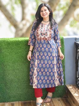 DESI SANDOOK - Blue Floral Straight Kurta
