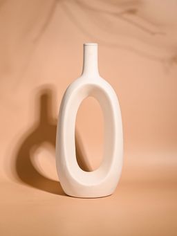 PUREZENTO - Keiko Vase In Color Off White