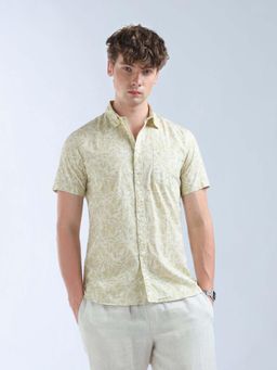 Flying Machine - Men Yellow Cotton Floral Shirt