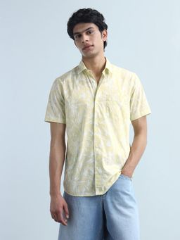 Flying Machine - Men Yellow Cotton Floral Shirt