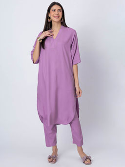 Moomaya - Lavender Exclusive Loose Fit Kurta and Pant (Set of 2)