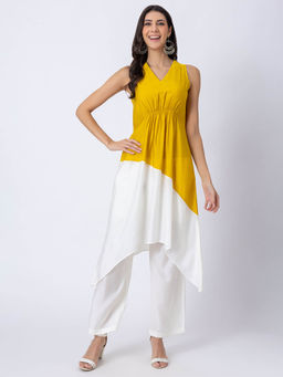 Moomaya - Yellow Exclusive Sleeveless Kurta with Pant (Set of 2)