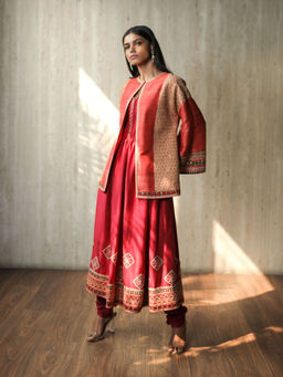 House of Kosh - Maroon Flared Kurta with Embroidered Jacket and Churidar (Set of 3)