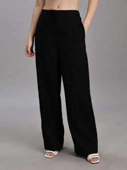 Tommy Hilfiger - Black Regular Fit Solid Mid Rise Pant