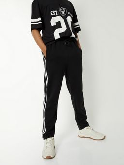 max - Men Side Stripes Black Track Pants