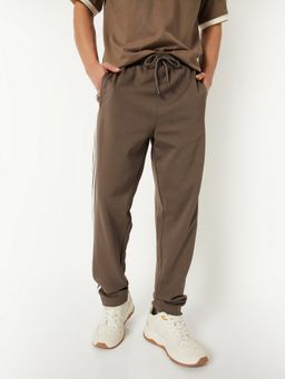 max - Men Side Stripes Brown Track Pants