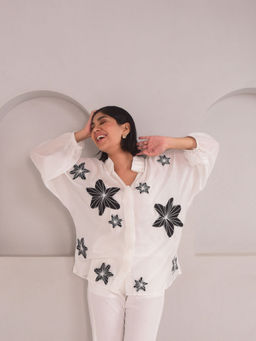 WHY SO BLUE - White Dana Applique Modal Shirt