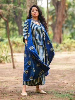 Laado - Mihika Indigo Blue And Green Striped 3 In One Ajrakh Co-Ord Set