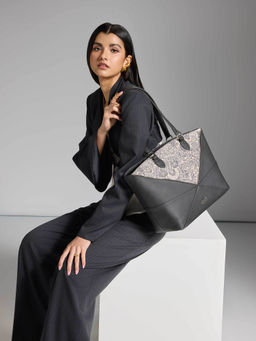 Zouk - Rhea Kapoor Tote Bag - Colaba Shirin