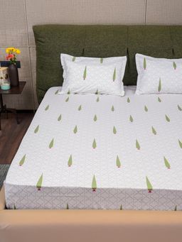 Urban Space - Serene Cotton Bedsheets for Single Bed with Pillow Cover-Pinewood, White