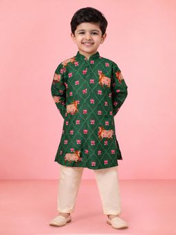 Vastramay - Green Rayon Mandarin Neck Printed Kurta & Pyjama