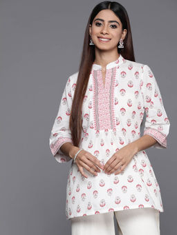 Libas - Women Floral Printed White Kurti With A Pleated Style