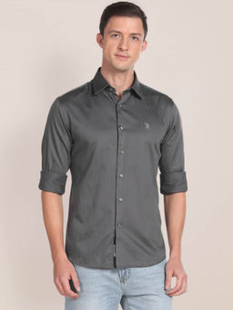 U.S. POLO ASSN. - Spread Collar Solid Shirt
