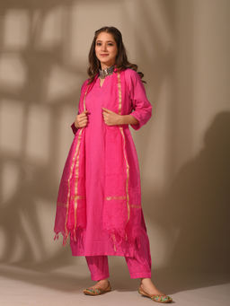 DIMPLE DESIGN STUDIO - Gulabi Doria (Set of 3)