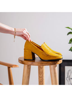 Saint G - Amelia Mustard Suede Leather Handcrafted Shoes