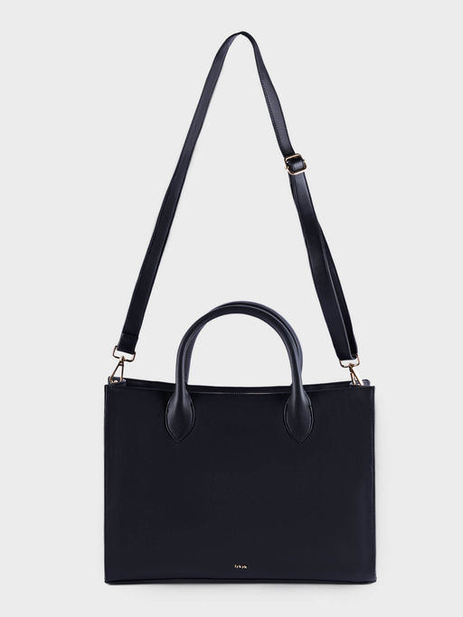 Jakanafoods White Clutch Forever 21 Nykaa Fashion 21 Totes Nykaa