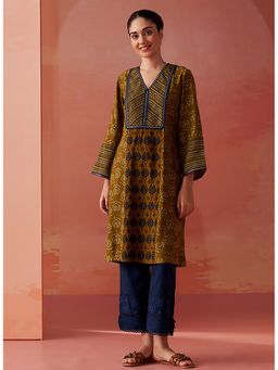 Lakshita - Women Olive Straight Chanderi Three Fourth Sleeves Kurta