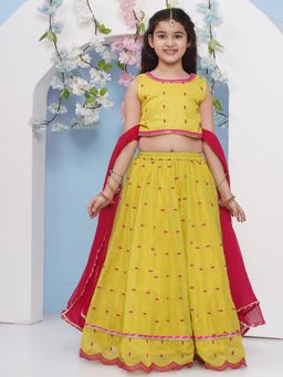 BITIYA BY BHAMA - Girls Ethnic Green Embroidered Blouse with Lehenga and Dupatta