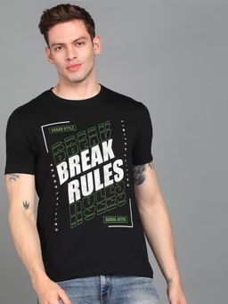 Urbano Fashion - Men Black Printed Slim Fit Cotton T-Shirt