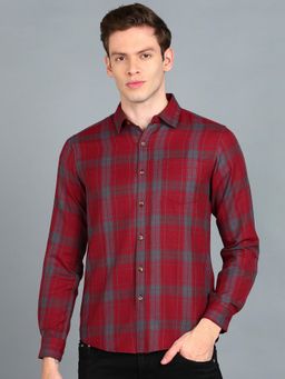 Urbano Fashion - Men Red Cotton Slim Fit Casual Checks Shirt