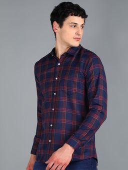 Urbano Fashion - Men Navy Blue Cotton Slim Fit Casual Checks Shirt