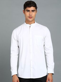Urbano Fashion - Men White Cotton Slim Fit Solid Shirt