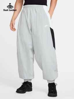 Nike - Club Trackpant