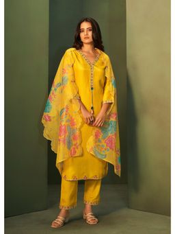 Autumnlane - Yellow Veda Canary Kurta with Pant & Dupatta (Set of 3)